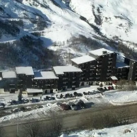 Apartment 4 Pers Avec Balcon, Skis Aux Pieds, Les Menuires - Fr-1-452-31